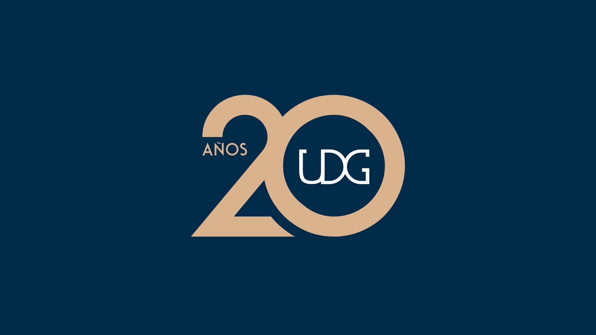 20 años de UDG: un legado construido en equipo no se explica únicamente desde los proyectos entregados o los hitos alcanzados. Se entiende, sobre todo, desde las personas que han hecho posible cada paso del camino. A lo largo de estas dos décadas, en UDG hemos construido algo que trasciende lo material: vínculos laborales duraderos, relaciones de confianza y un sentido de pertenencia que se fortalece con el tiempo.